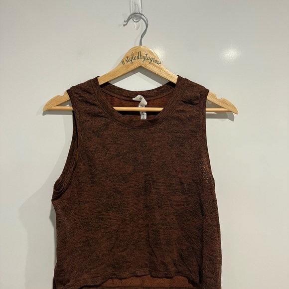 Lululemon Train to Be Tank *Camo
Dot Camo Dark Terracotta / Black - Picture 7 of 10